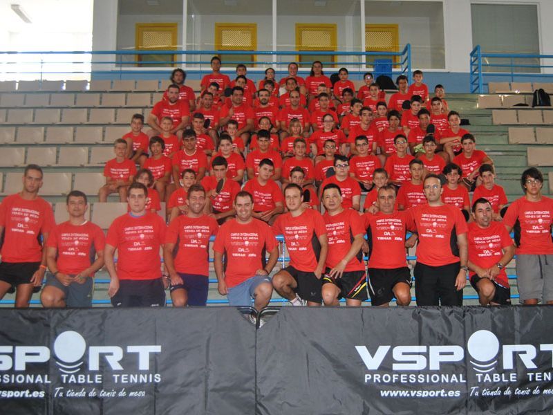 Monitories y participantes en el III Campus Internacional VSport en Granada