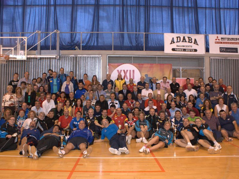 Foto de familia del último Campeonato de España de Veteranos