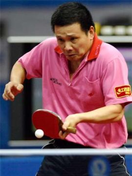 Zhu Fang y "Juanito" (foto) entre los 32 mejores