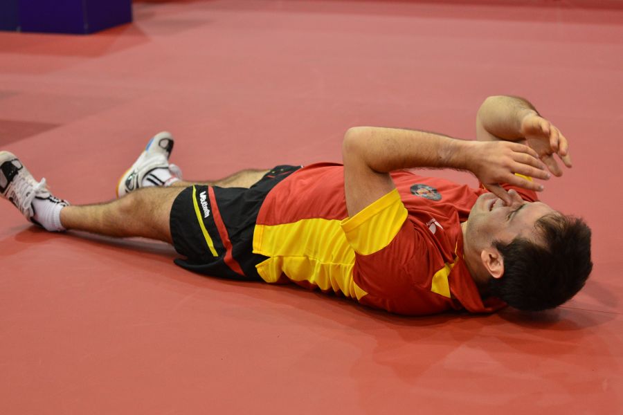 Jordi Morales tras lograr el último punto que daba el oro a España. (Foto: ITTF)