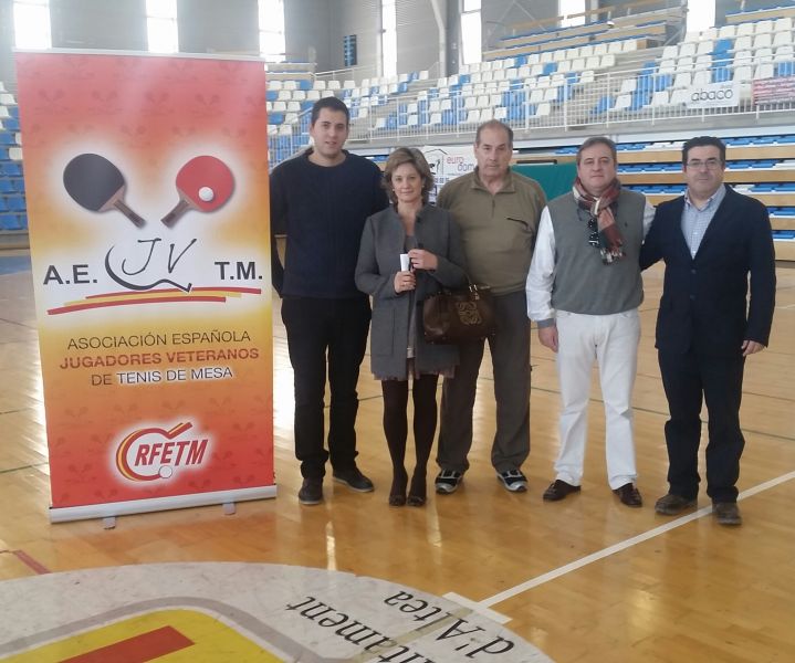 Visita de la AEJVTM a Altea, acompañados del Concejal de Deportes, D. Sebastián Gómez y el Vicepresidente del Club Altea, D. Cándido Delgado.