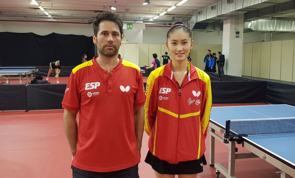 Sofía Xuan Zhang y Daniel Torres, en el Mundial Junior de Tenis de Mesa