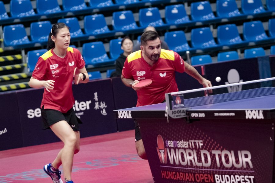 María Xiao y Jesús Cantero disputando el Seamaster ITTF World Tour Hungarian Open 2019