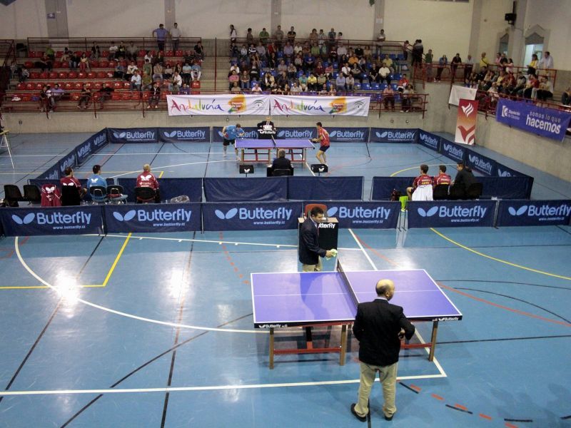 Aspecto del Pabellón Municipal de Priego de Córdoba donde el CajaSur ha disputado esta ronda de la Ettu Cup. (Foto: Priego TM)